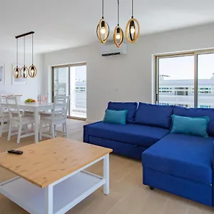 Apartamento Encosta Da Marina By Lovelystay Apartamento
